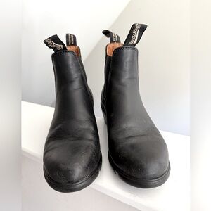 Blundstone Black Ankle Chelsea Boots #1671 - Women’s Size 8